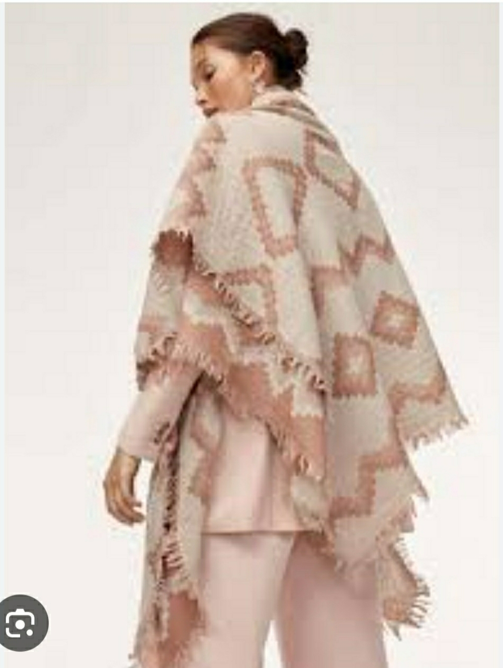Aritzia Wilfred Beige and Blush Geometric Fringe Wrap Scarf Shawl